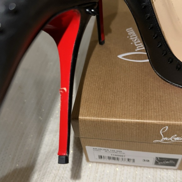 Christian Louboutin 100 Anajalina Spike Kid Leather - Picture 9 of 9